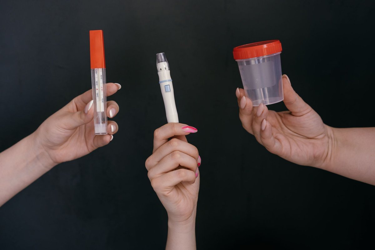 urine fluorescente : causes